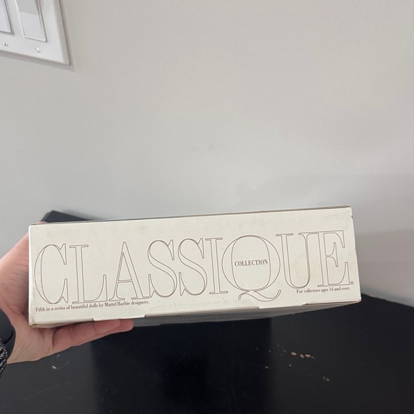 NIB Classique Collection “Starlight Dance” Barbie by Mattel Collector Edition - Picture 7 of 9